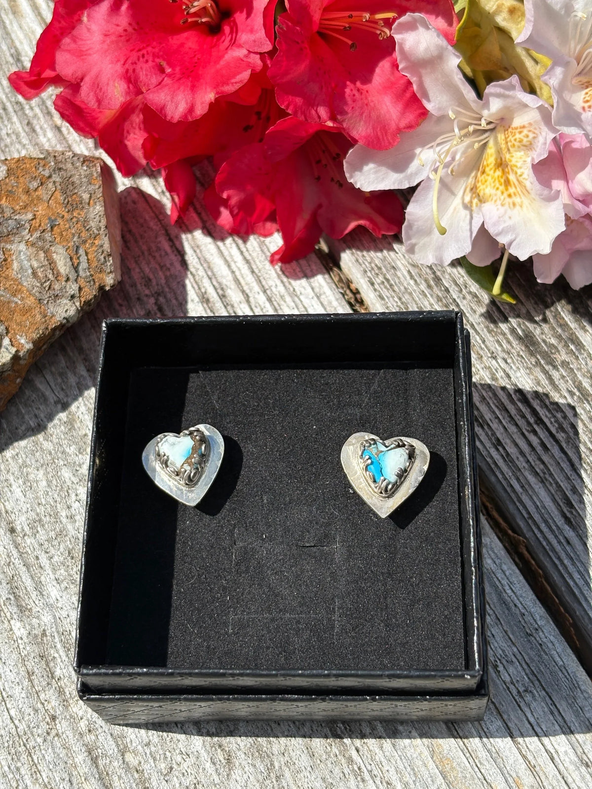 Blue Ice Dahlia Sterling Silver Heart Necklace & Earring Set