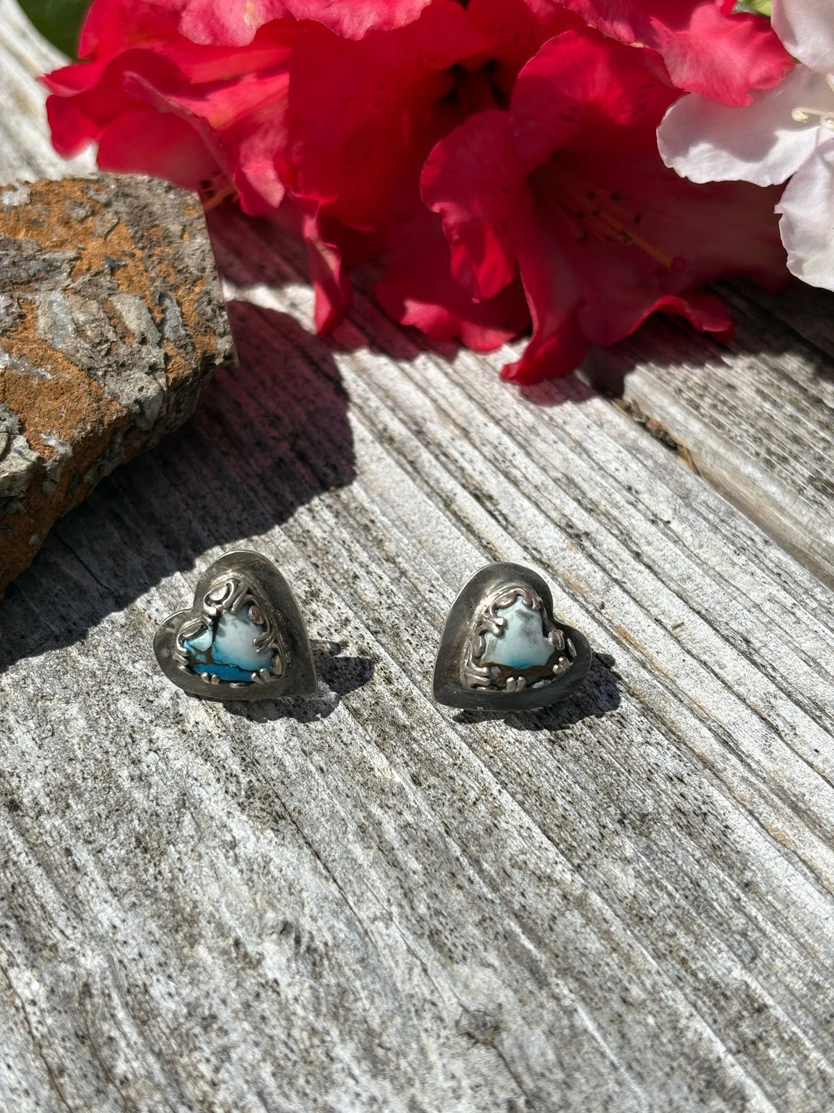 Blue Ice Dahlia Sterling Silver Heart Necklace & Earring Set