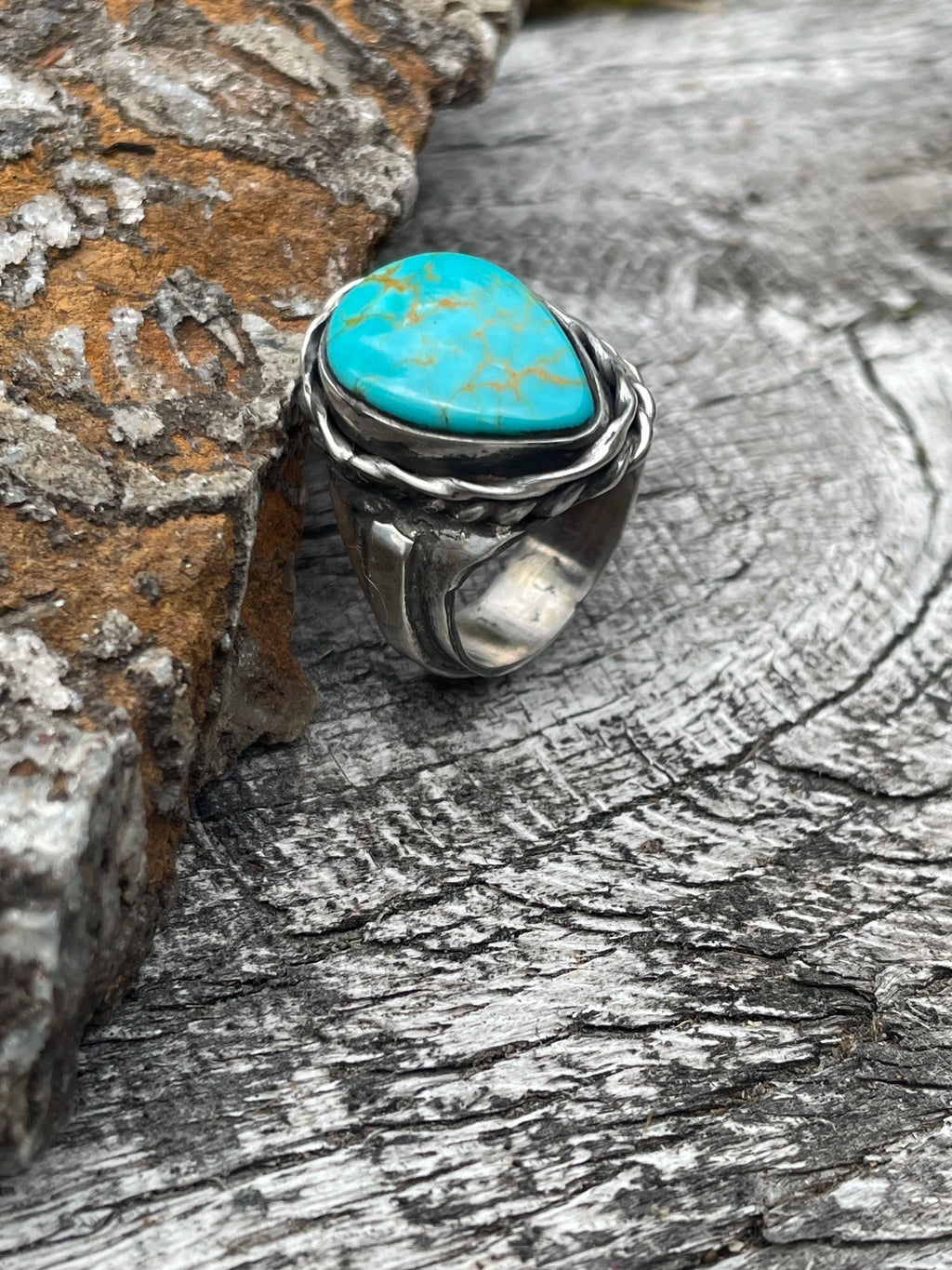 Kingman Turquoise Sterling Silver Statement Ring Size 7