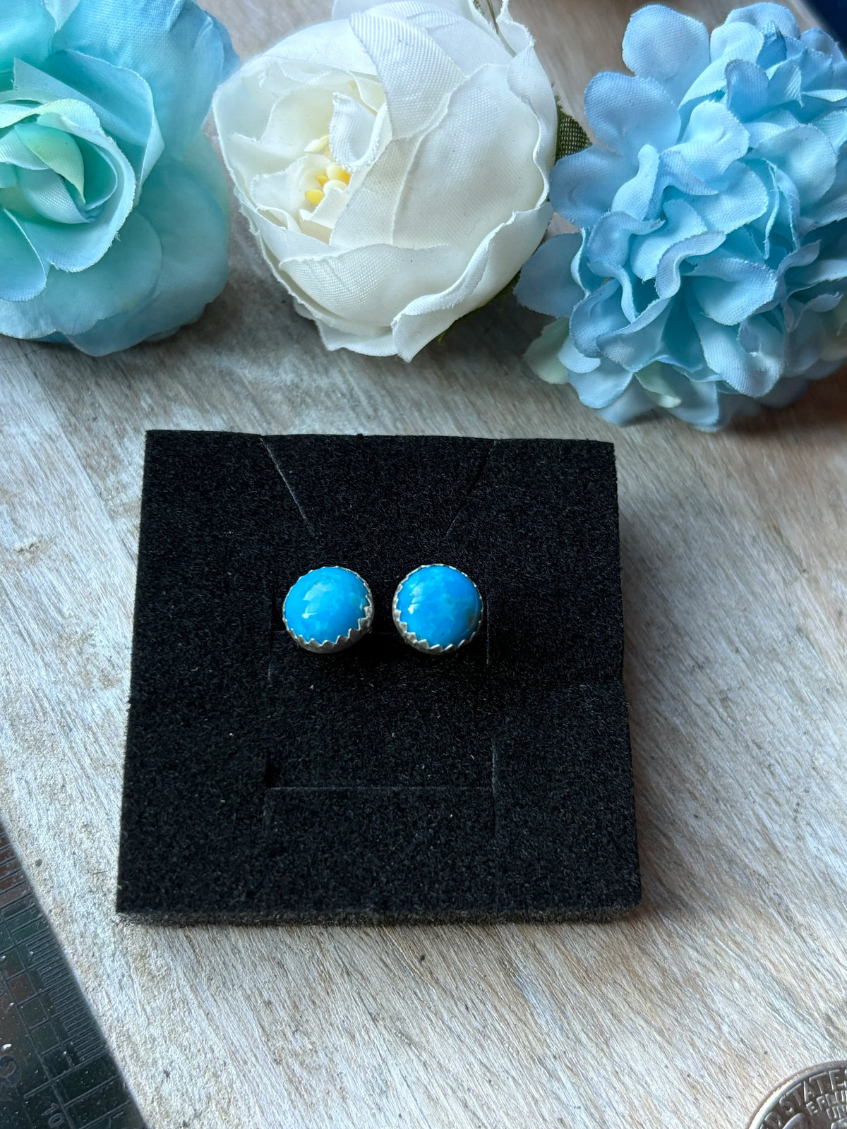 Kingman Turquoise Stud Earrings 8mm